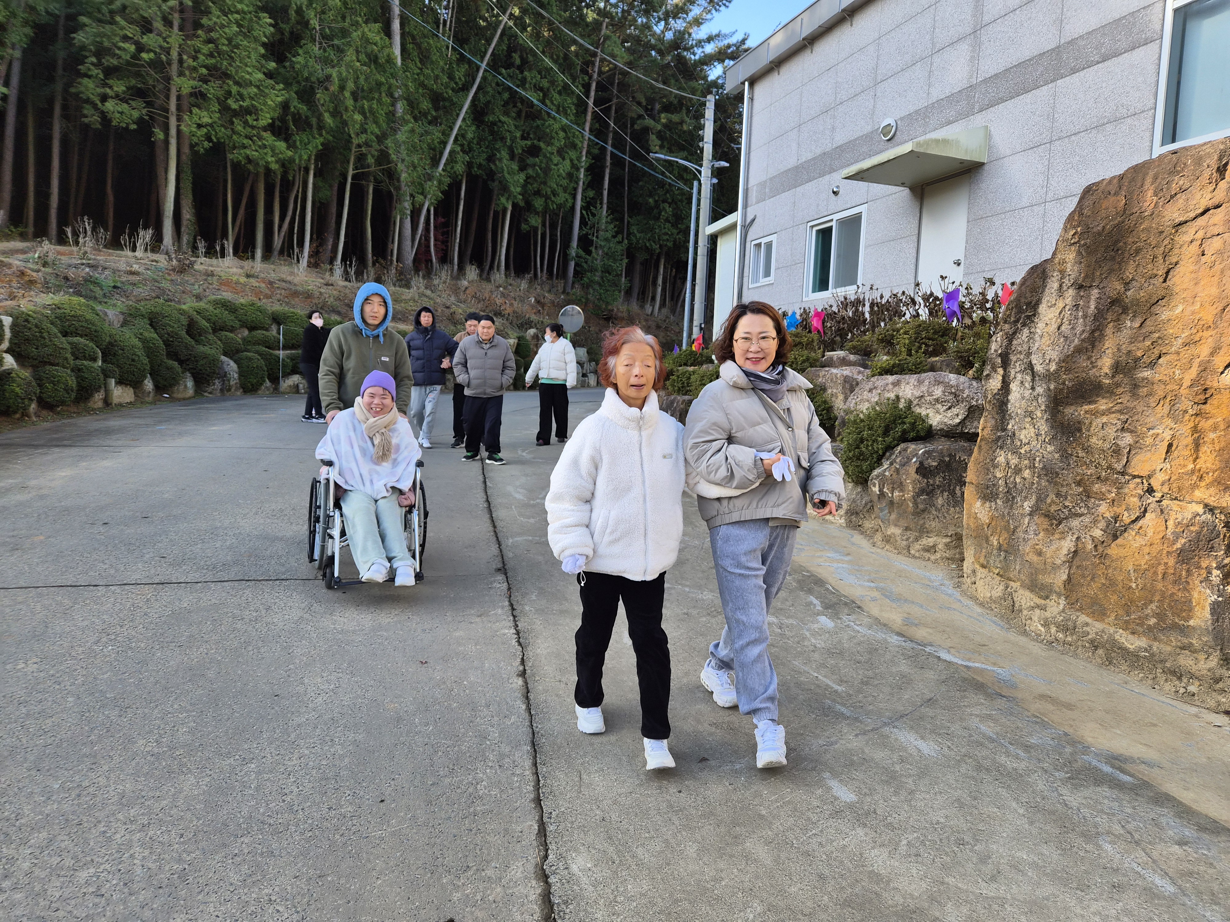 첨부 이미지